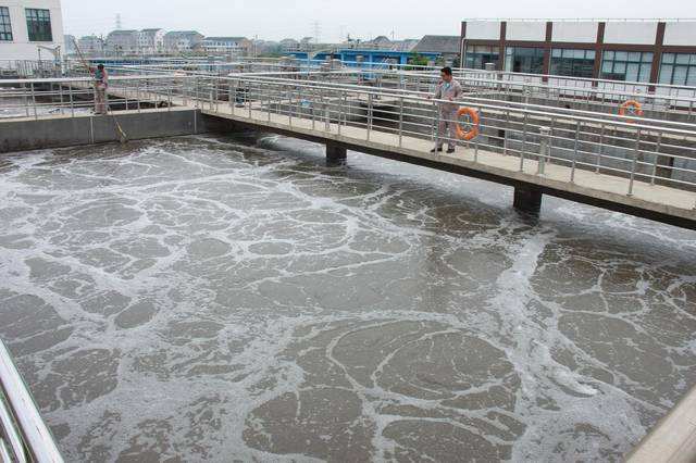 生化水處理起泡原因分析，什么方法解決泡沫？